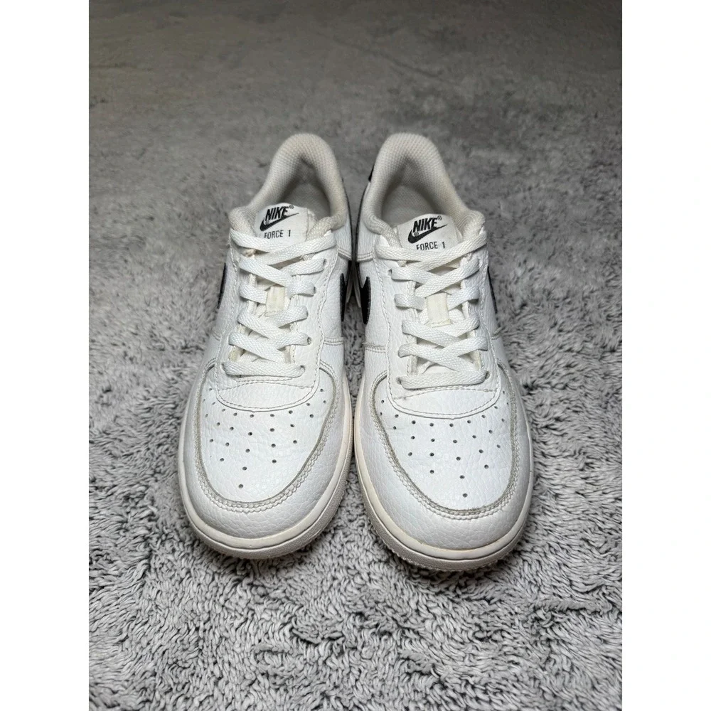 Nike Air Force 1 LE Shoes Youth 1.5 White Black Low Leather Sneakers CZ1685-100